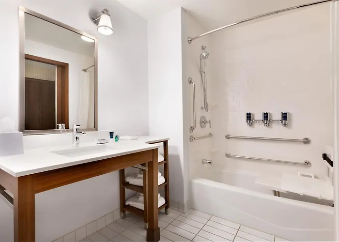 Hotel Four Points By Sheraton Medical Center