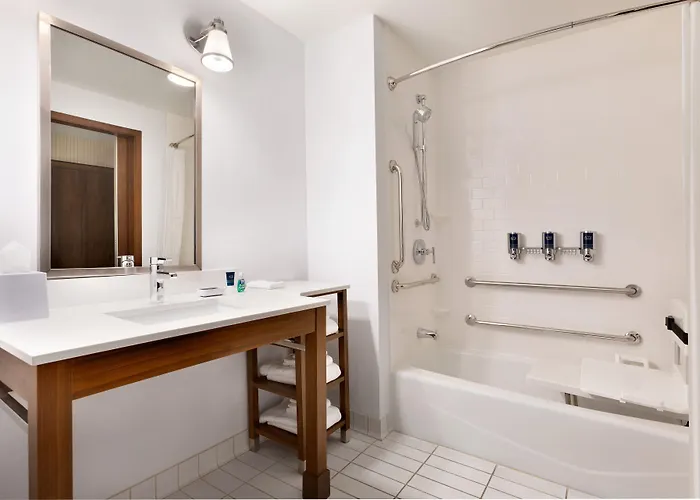 Four Points By Sheraton Medical Center Hotel 3*