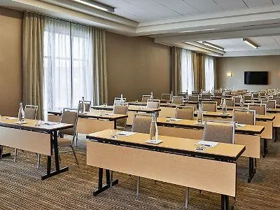 Four Points By Sheraton Medical Center Hotel Fargo