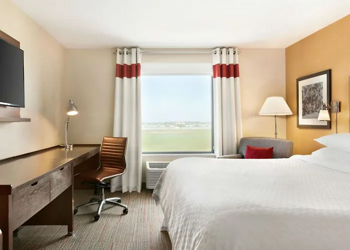 Four Points By Sheraton Medical Center Fargo